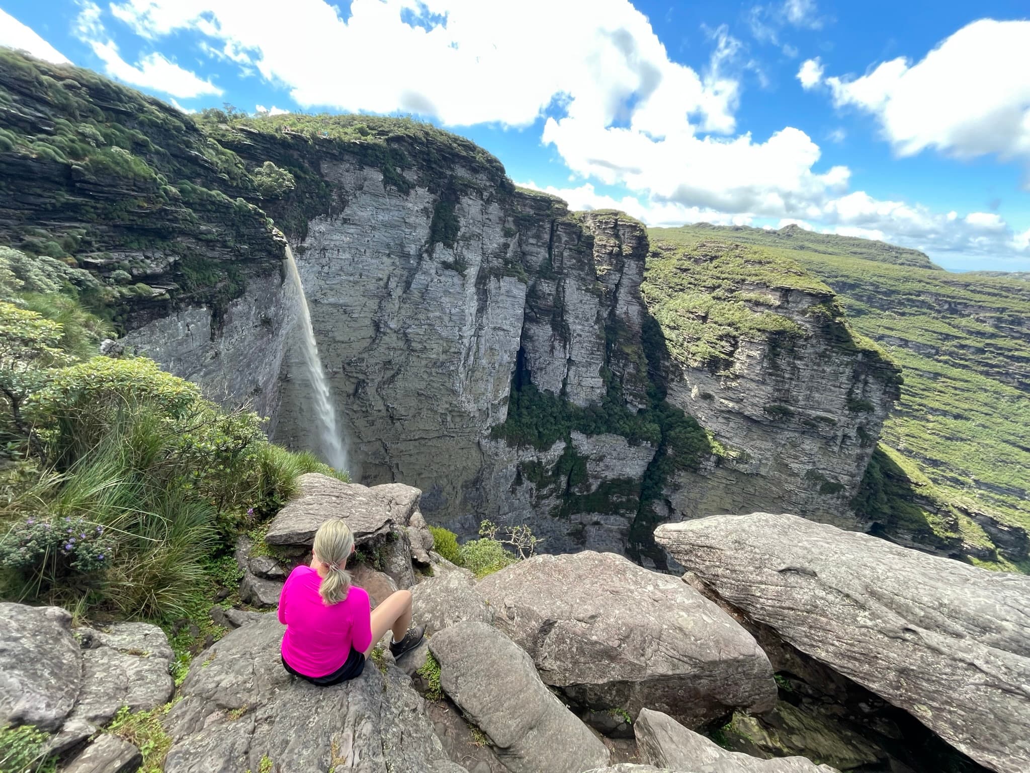 Paisagem de Fumaça Waterfall